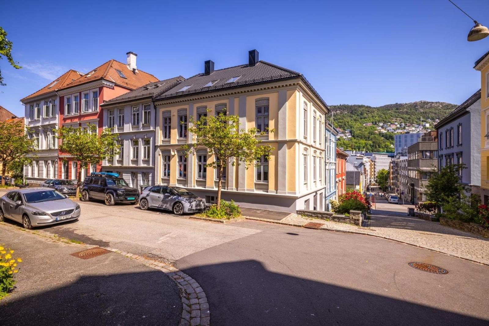 Brand New Apartment For Up To Six People Bergen Bagian luar foto